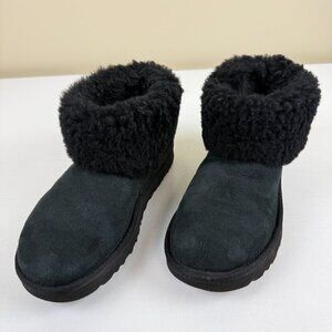 EUC UGG Classic Mini Fluff Black Suede Boots S/N 1106757